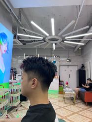 -秦·专注剪发