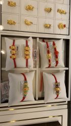 -菜百首饰店(东方新天地店)