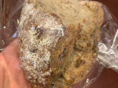 全麦核桃-风车面包