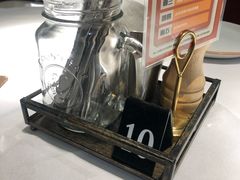 -阿妮叶李(光谷世界城店)