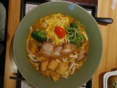 黄金脆皮猪五花面-陳八两面家(滨江天街店)