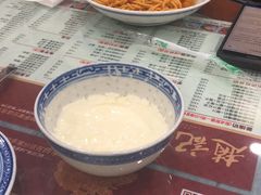 -赵记传承特色牛奶甜品(泉城广场店)
