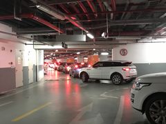 -梅赛德斯奔驰文化中心·停车场