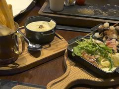 -恰餐厅及酒吧 CHAR Bar & Grill (北京丽都皇冠假日店)