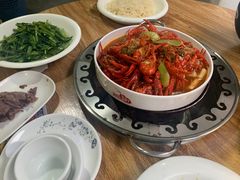 -茸梅路右拐龙虾-农家菜(松江店)