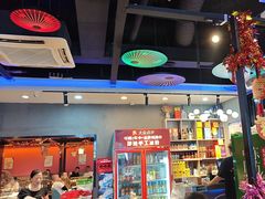 -老街烧烤大排档·地道湖北菜·龙虾馆(汉口火车站店)