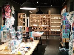 -三亚火车头万人海鲜广场