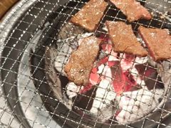 -山川小町·极番烧肉(新地假日广场店)