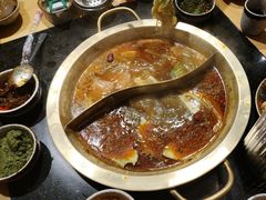 -顶顶汤火牛排火锅·经典铜锅涮肉