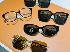 -目艮眼镜SHOWROOM(品牌集合店)