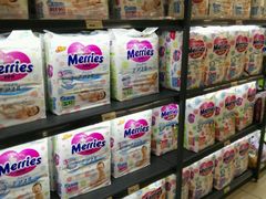 -综合保税区进口商品直销中心(新百店)
