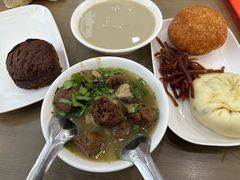 -老回回小吃(百万庄店)