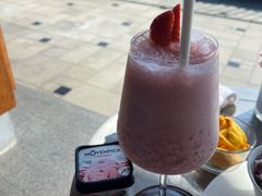 草莓奶昔-日落吧·海景咖啡厅·餐酒吧·鸡尾酒·下午茶·乐队表演·浪漫夕阳·三亚文华东方酒店