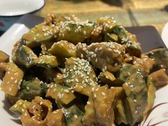 -阿洪锅贴王(小吃城店)