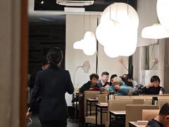 -莲餐厅·湖北菜·潜江小龙虾店(愚园路店)