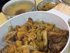 -内蒙焖面大盆骨餐馆(山大路店)