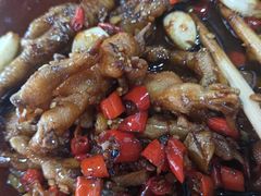 -老三样·美食研究中心(世贸路店)