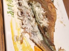 -赶海部落海鲜城(海阳路店)