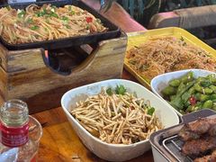 凉拌折耳根-木屋烧烤(白石洲店)