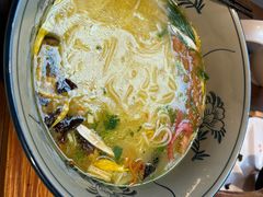 -芸南道·过桥米线(昆明老街旗舰店)