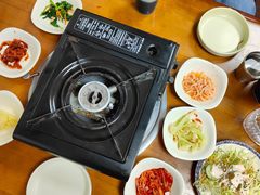-亲昵春川鸡排(韩国美食街店)