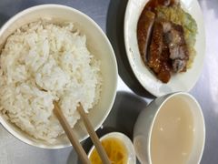 -华香鹅快餐店