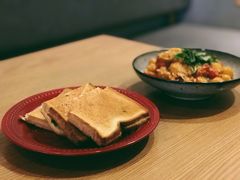 咖椰吐司-HELLO 27 意面·沙拉·帕尼尼