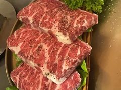 -围炉肉舍•炭烤活鳗•丹东海鲜烤肉(步行街店)