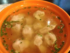 小馄饨-大龙汤包