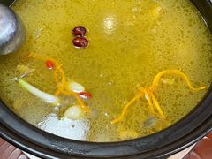 -菌之家·专业纯野生菌火锅·特色炒菌