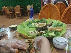 -沐毫傣泐云南菜孔雀宴•手抓饭傣味烧烤(曼听公园店)