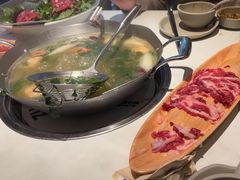 -左庭右院鲜牛肉火锅(金山万达店)