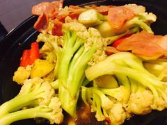 -新大咀港式茶餐厅(宝山万达店)