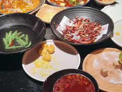 -聚汇三少·龙虾·中餐厅(莫邪路新天地店)