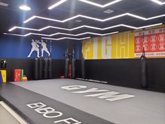 -成杰格斗·拳击·柔术·防身术(建设路店)