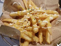 -西语炭烧牛排·西厨(滨湖万科里店)