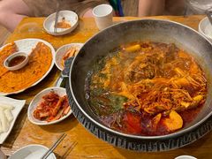 -喇喇排骨火锅·传统韩式脊骨汤(望京西园总店)