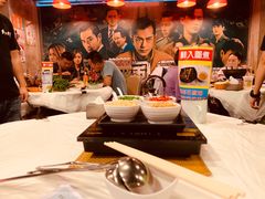 -鲜入围煮花胶鸡海鲜火锅