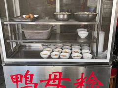 -胡荣泉