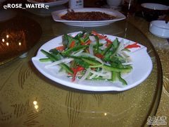 老虎菜-东方亚克西餐厅(西康路店)