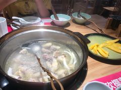 -椰夫人·养生椰子鸡(金沙洲永旺店)