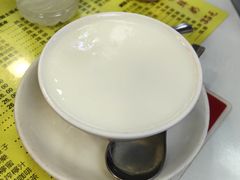 蛋白炖鲜牛奶-澳洲牛奶公司(佐敦店)