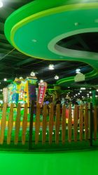 -维佳童话镇演出现场(徐东店)