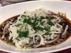 -侬佳蒸菜馆(听潮店)
