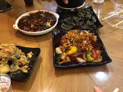 -三鞭一花·独一处·元英砂锅(海光寺店)