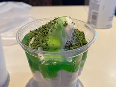 香香香菜新地-麦当劳(凯德MALL太阳宫店)