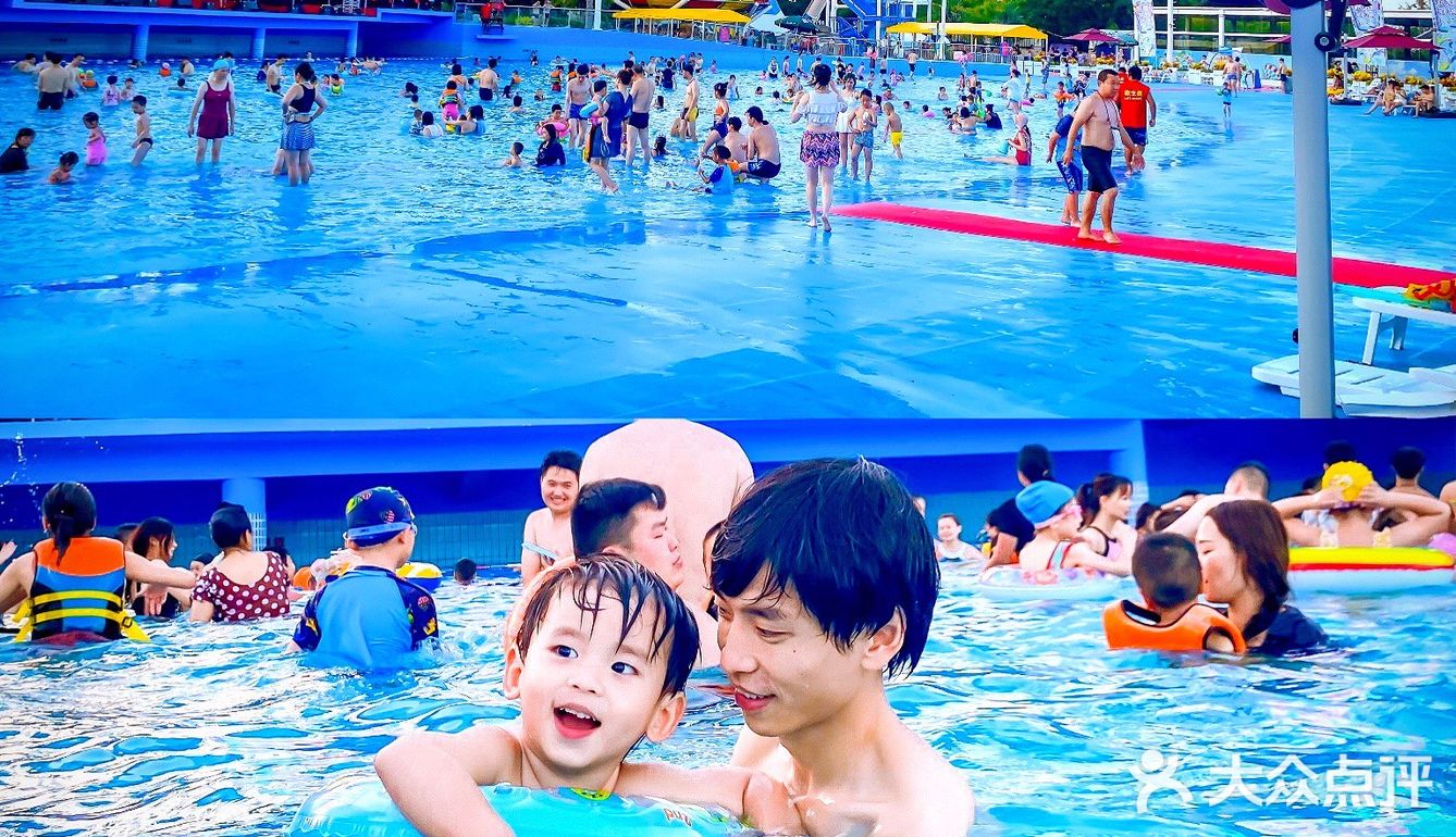 厦门亲子旅行去哪儿？首选观音山梦幻水世界