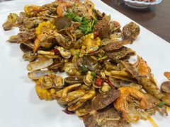 海鲜小咖-1910老鲁味海鲜·戳子肉·青岛菜(金沙滩店)