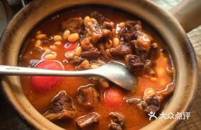 Tomato and Soybean Stewed Beef Brisket