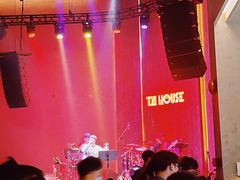 -TZ House音乐现场(来福士中心店)